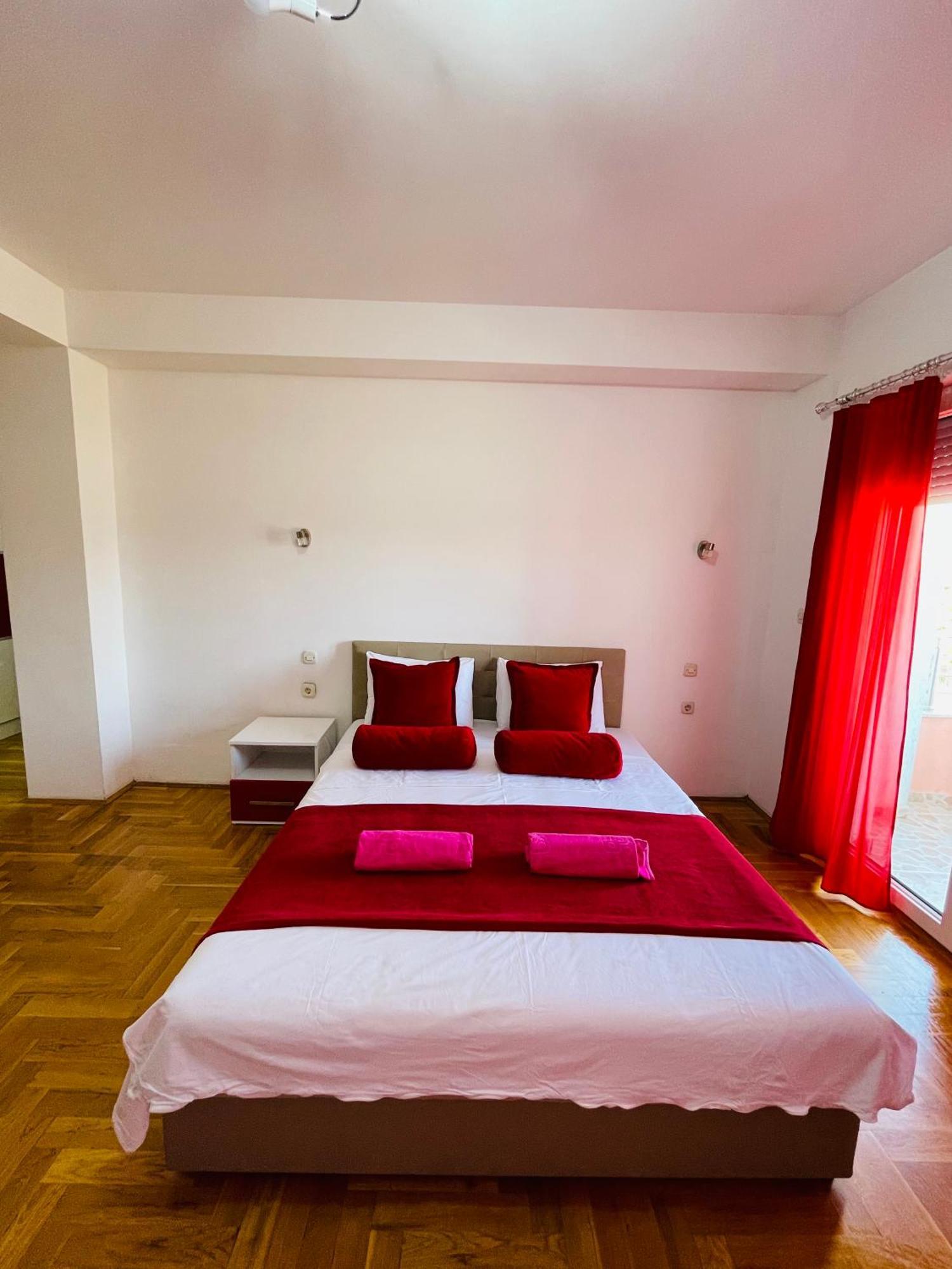 Front Beach Exclusive Apartments Struga Eksteriør bilde